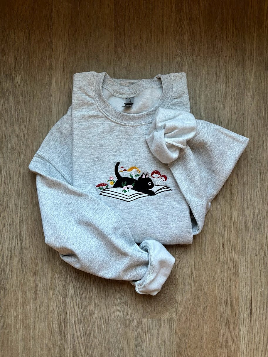 Bookish Cat - Embroidered Sweatshirt