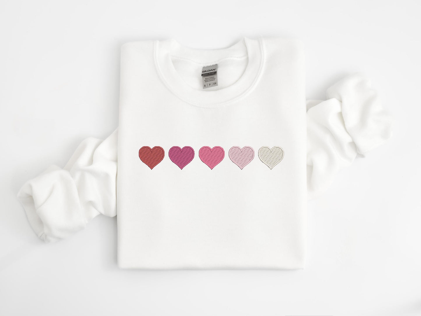 EMBROIDERED Valentines Day Sweatshirt, Retro Heart Sweatshirt, Teacher Valentines Shirt, Mom Heart Shirt, XOXO, Cute Comfy Sweater Aesthetic